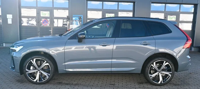 Volvo XC60 B5 AWD =R-Design= Ultimate Dark/Panorama Гаранция Image 2